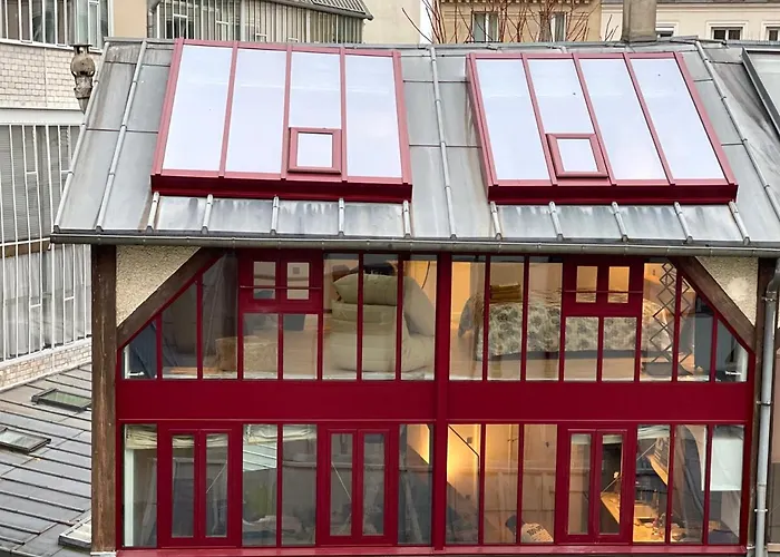 New : Atelier Artiste Montmartre Paryż
